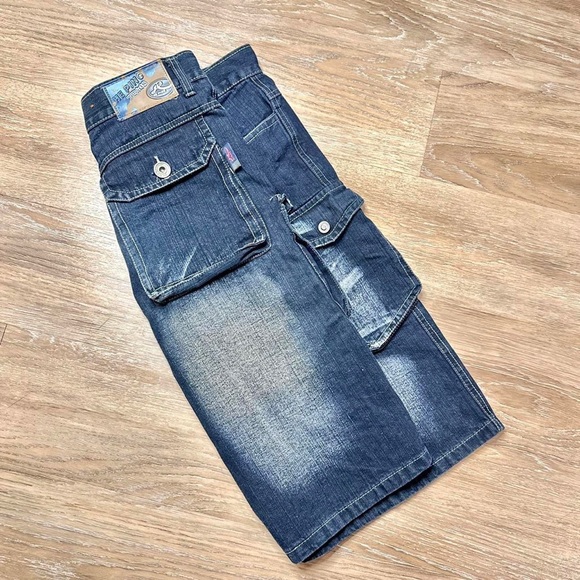 Y2K Cargo Jorts!!! - Picture 2 of 8